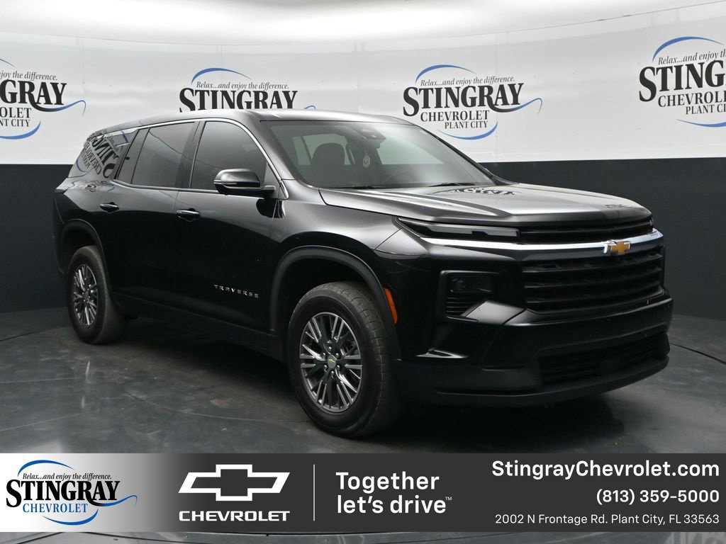 Used 2024 Chevrolet Traverse LS w/ LPO, Floor Liner Package FWD 360° Tour