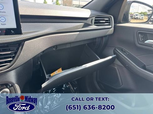 Used 2024 Ford Escape ST-Line Select w/ Tech Pack #2 AWD/4WD image 19