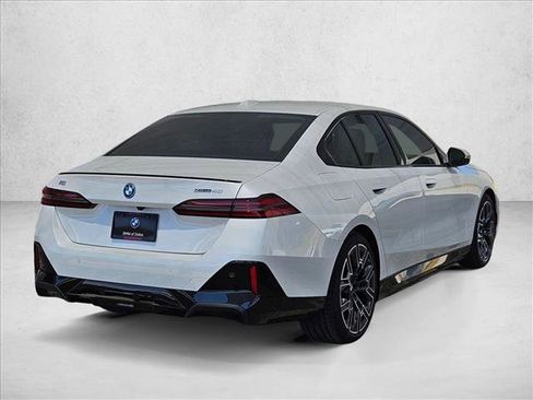 New 2027 BMW i5 eDrive40 w/ M Sport Package RWD image 5