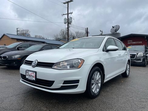 Used 2016 Volkswagen Golf S FWD image 1