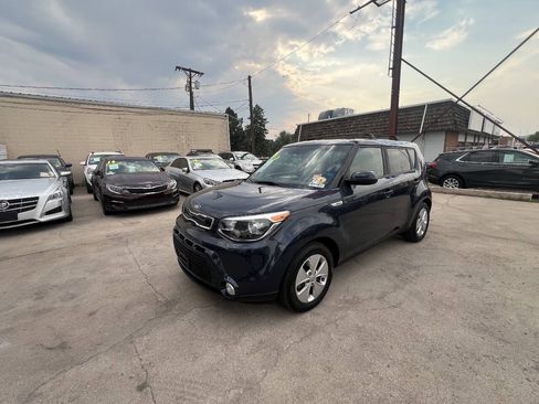 Used 2016 Kia Soul + w/ Eco Package FWD image 3