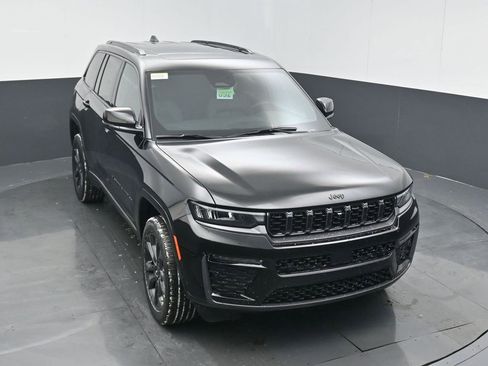 New 2026 Jeep Grand Cherokee Limited image 40