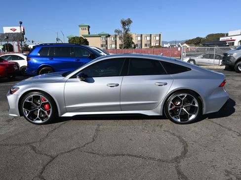 Used 2024 Audi RS 7 Performance image 11