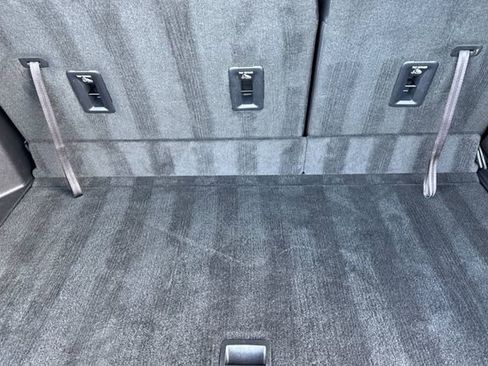 Used 2024 GMC Acadia AT4 w/ Super Cruise Package image 17