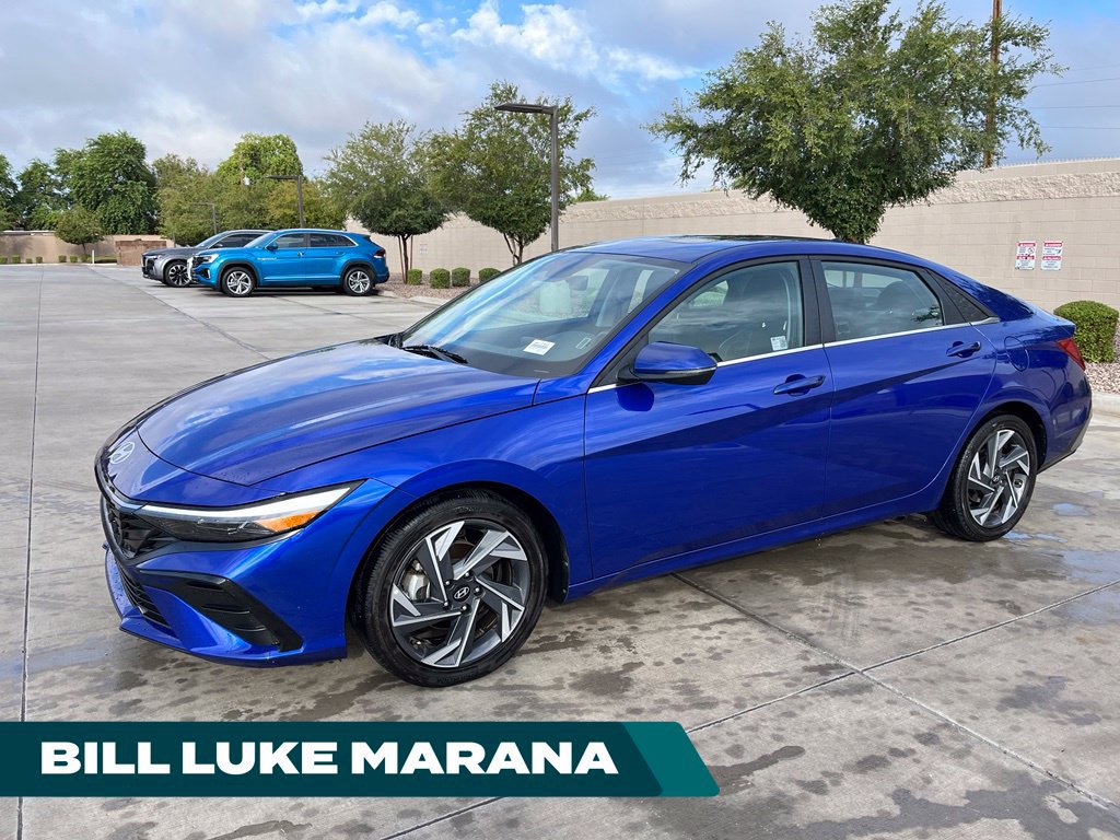 Used 2025 Hyundai Elantra Limited FWD image 1
