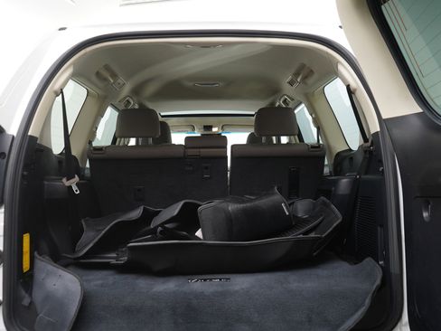Used 2022 Lexus GX 460 Premium w/ Premium Package AWD/4WD image 20