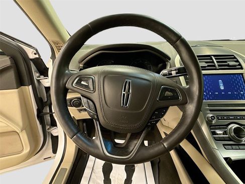 Used 2020 Lincoln MKZ Reserve w/ Elements Package AWD/4WD image 11