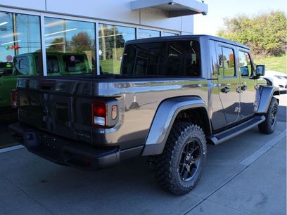 New 2025 Jeep Gladiator Sport