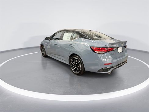 New 2025 Nissan Sentra SR image 6