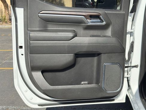 Used 2024 GMC Sierra 1500 SLT image 25