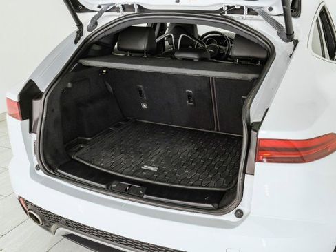 Used 2018 Jaguar E-PACE S image 53