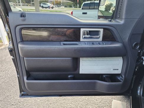 Used 2013 Ford F150 Platinum image 18