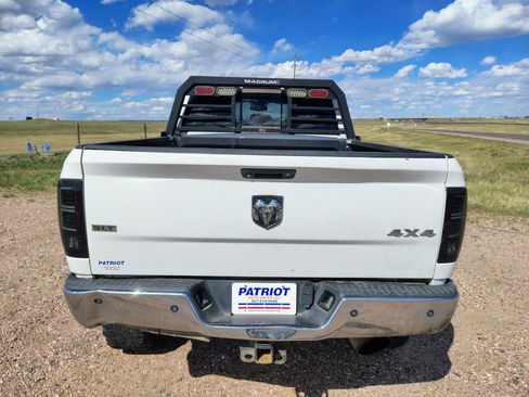 Used 2016 RAM 2500 SLT w/ SLT Plus D←cor Group AWD/4WD image 4