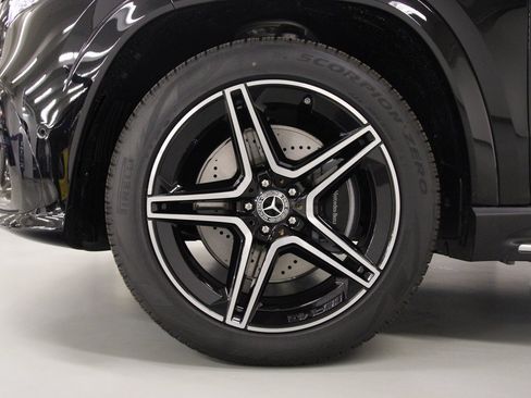 New 2026 Mercedes-Benz GLS 450 GLS 450 image 7