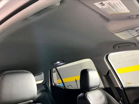 Used 2023 GMC Terrain SLT w/ LPO, Cargo Package image 14