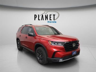 New 2025 Honda Pilot TrailSport