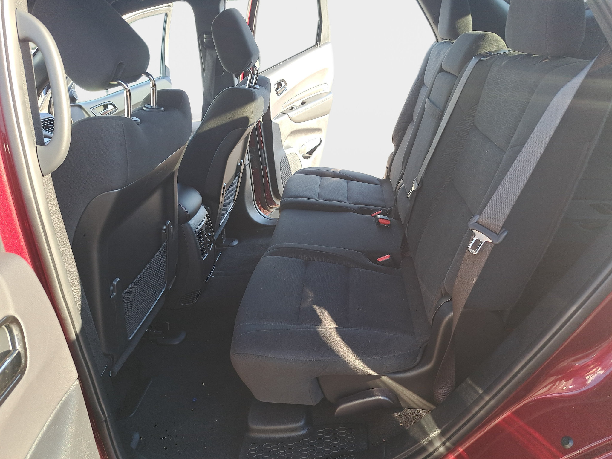 Certified 2023 Dodge Durango R/T w/ Trailer Tow Group IV AWD/4WD image 17