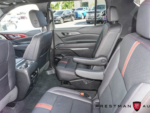 Used 2025 Chevrolet Traverse RS w/ LPO, Floor Liner Package AWD/4WD image 47