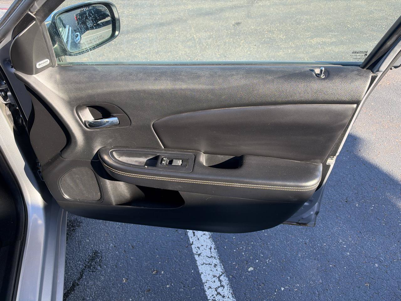 Used 2013 Chrysler 200 Limited FWD image 23