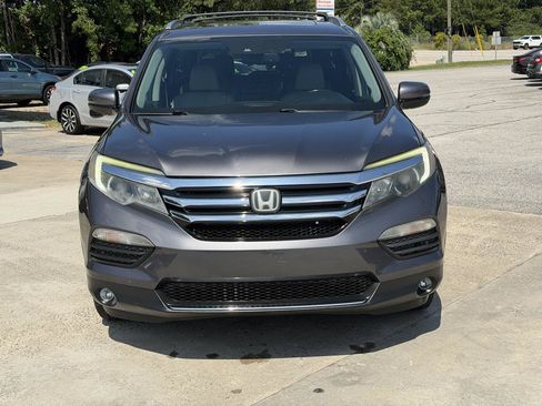 Used 2016 Honda Pilot Touring image 3