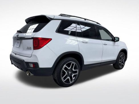 Used 2023 Honda Passport Elite image 8