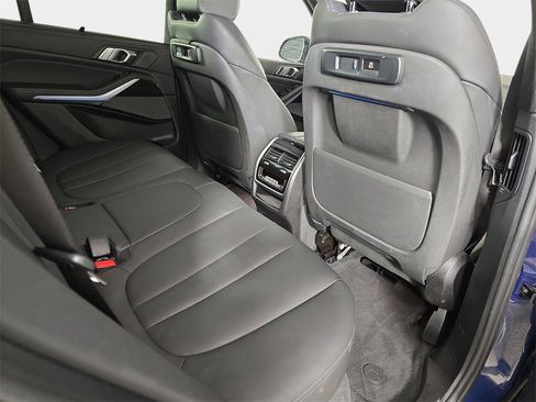 Used 2021 BMW X5 xDrive45e w/ Executive Package image 12
