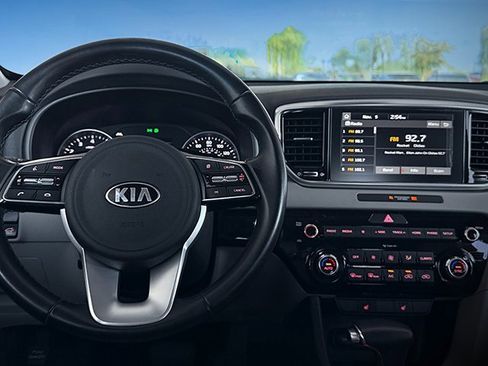 Used 2020 Kia Sportage EX image 11