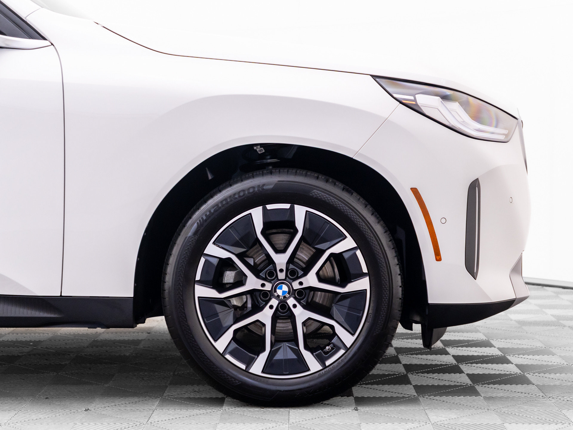 Certified 2025 BMW X3 xDrive30i AWD/4WD image 35
