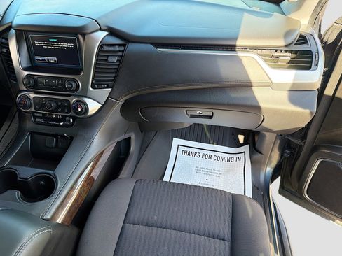 Used 2020 Chevrolet Suburban LS w/ Enhanced Driver Alert Package image 17