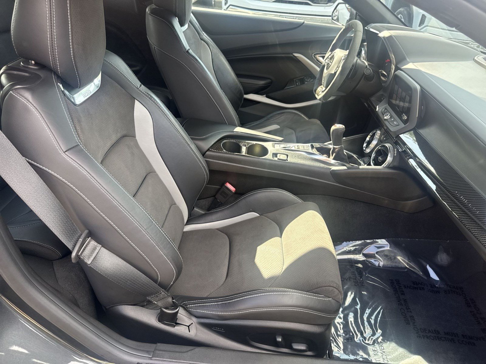 Used 2018 Chevrolet Camaro SS RWD image 22