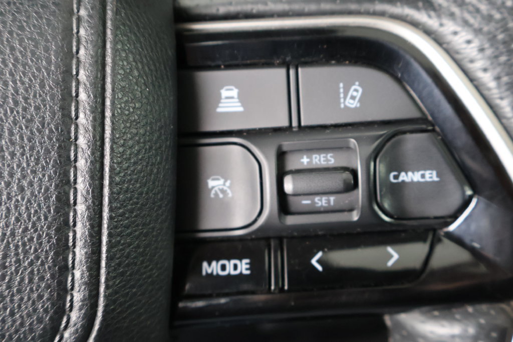 Used 2023 Toyota Tundra Limited AWD/4WD image 35
