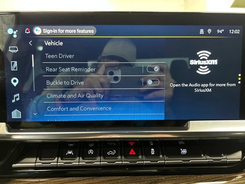 Used 2025 Chevrolet Silverado 1500 LT AWD/4WD image 29