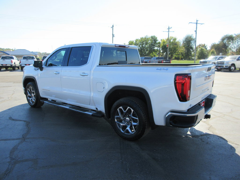 Certified 2024 GMC Sierra 1500 SLT w/ SLT Premium Plus Package AWD/4WD image 8