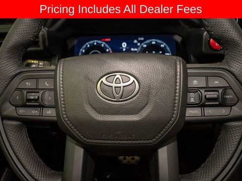 Certified 2025 Toyota Tacoma TRD Pro AWD/4WD image 24