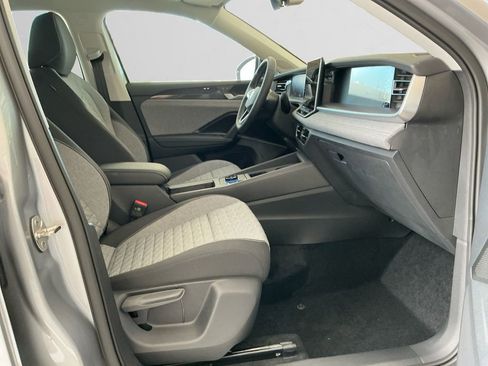 New 2025 Volkswagen Tiguan S image 15