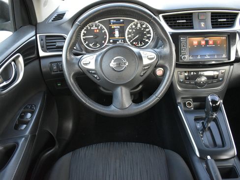 Used 2019 Nissan Sentra SV image 12