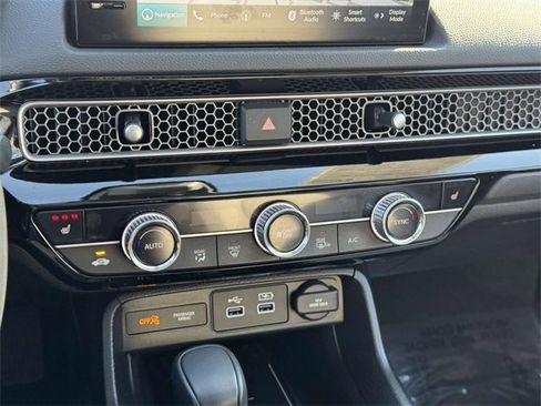 Certified 2024 Honda Civic Touring image 29