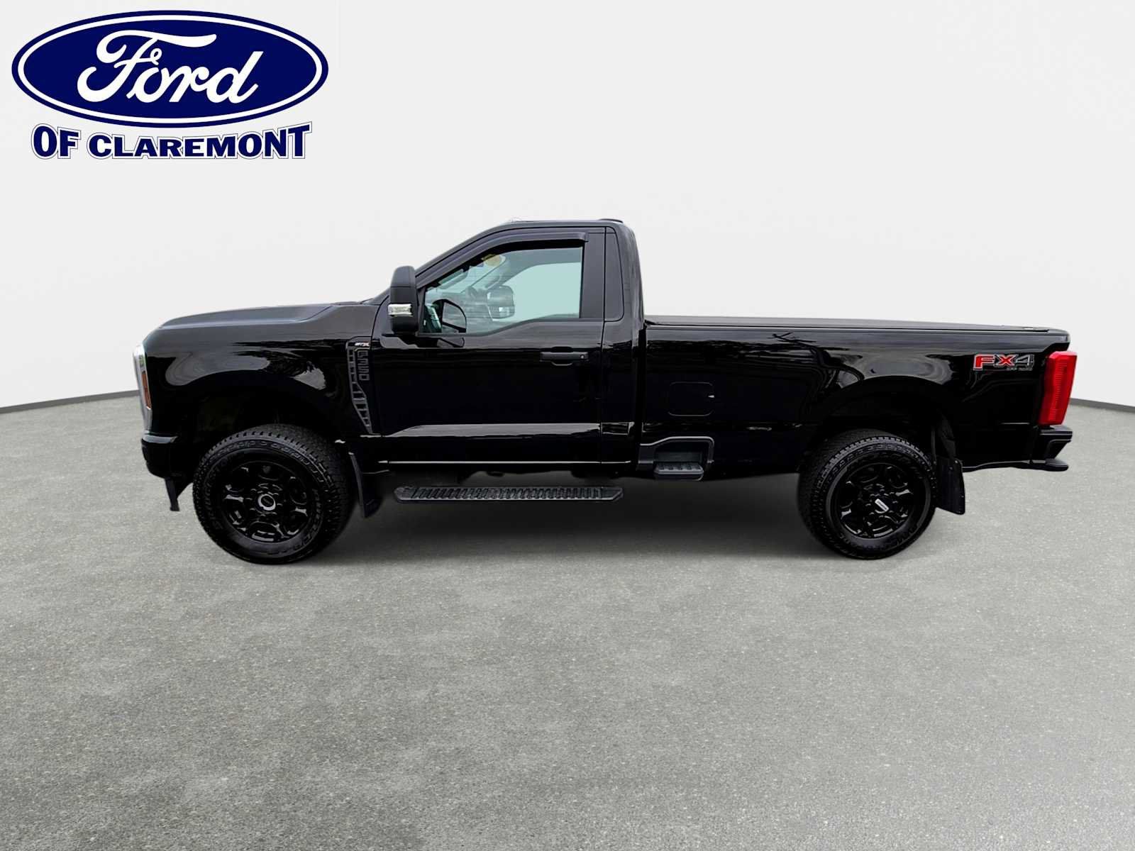 Used 2026 Ford F350 XL w/ STX Appearance Package AWD/4WD image 5