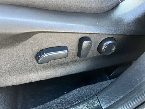 Certified 2021 Subaru Forester Premium AWD/4WD image 16