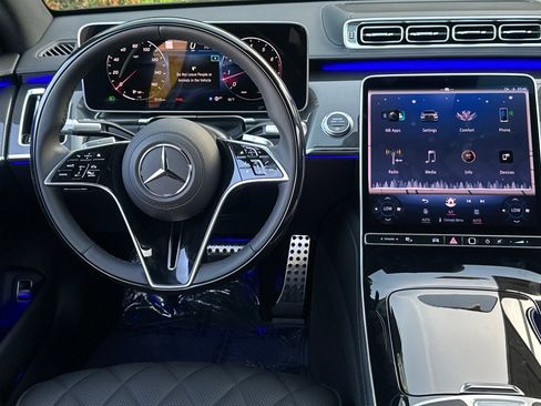 New 2025 Mercedes-Benz S 580 4MATIC Sedan image 24