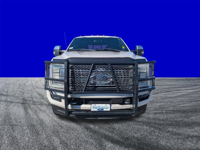 Used 2017 Ford F350 Platinum w/ Platinum Ultimate Package AWD/4WD image 9