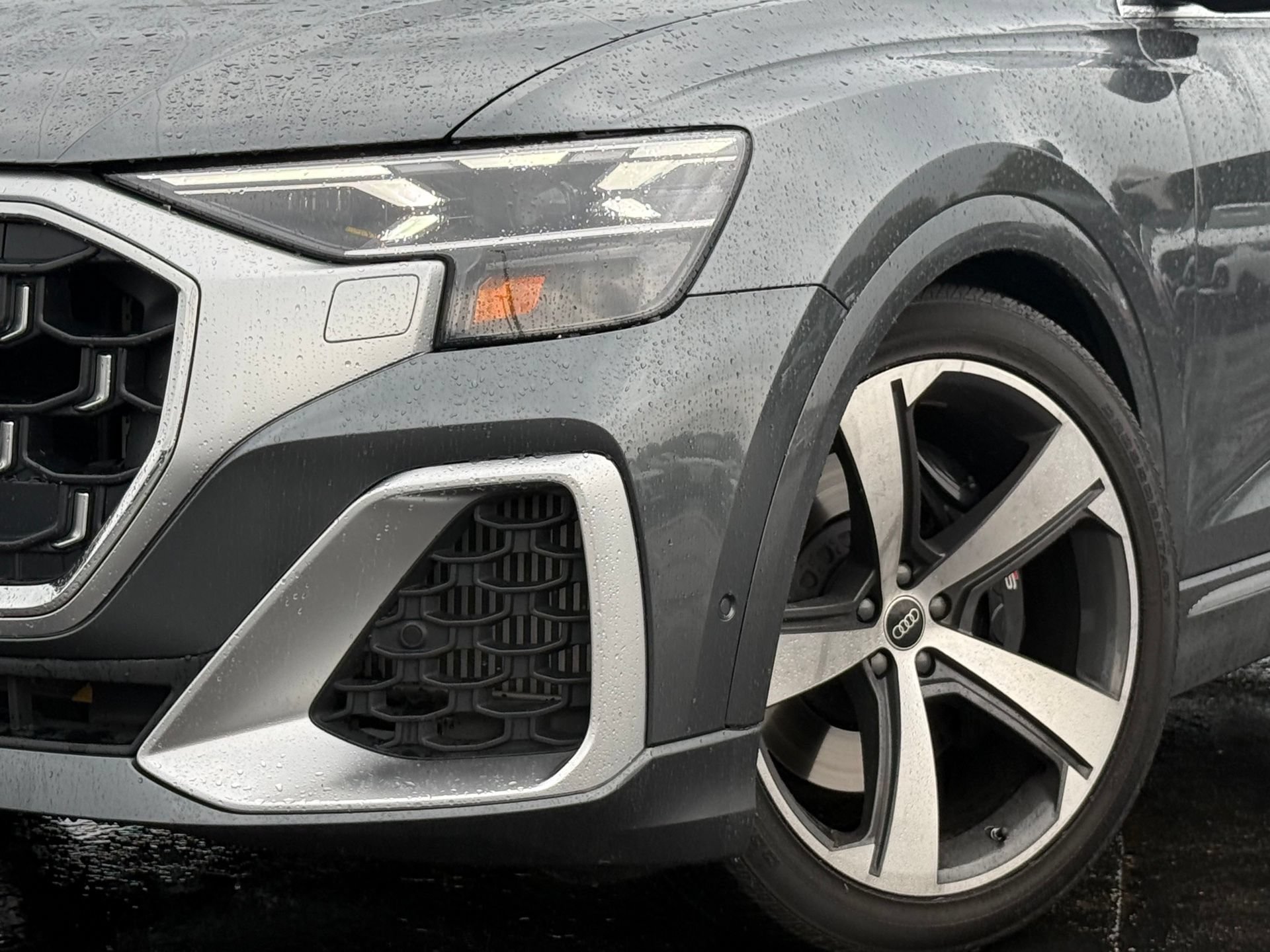 Used 2023 Audi SQ5 Premium Plus w/ Premium Plus Package AWD/4WD image 5