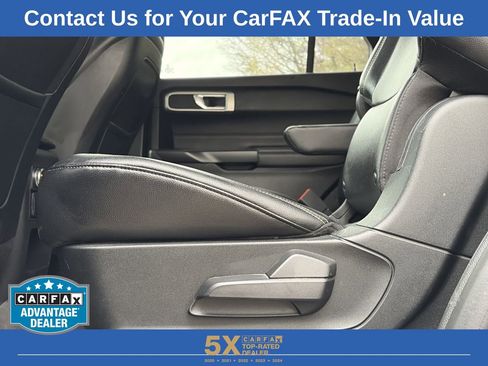 Used 2020 Ford Explorer XLT w/ Equipment Group 202A AWD/4WD image 27