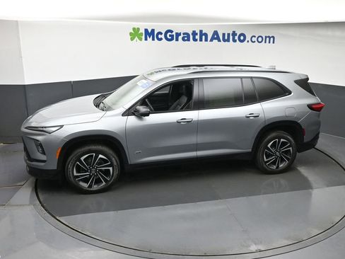 Used 2025 Buick Enclave Sport Touring w/ Power Package AWD/4WD image 18