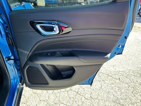 New 2026 Jeep Compass Limited image 27