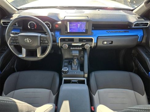 Used 2024 Toyota Tacoma TRD Off-Road image 3