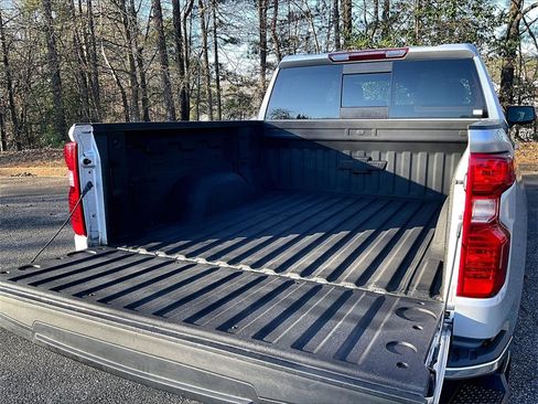 Certified 2022 Chevrolet Silverado 1500 LT w/ All Star Edition Plus image 22