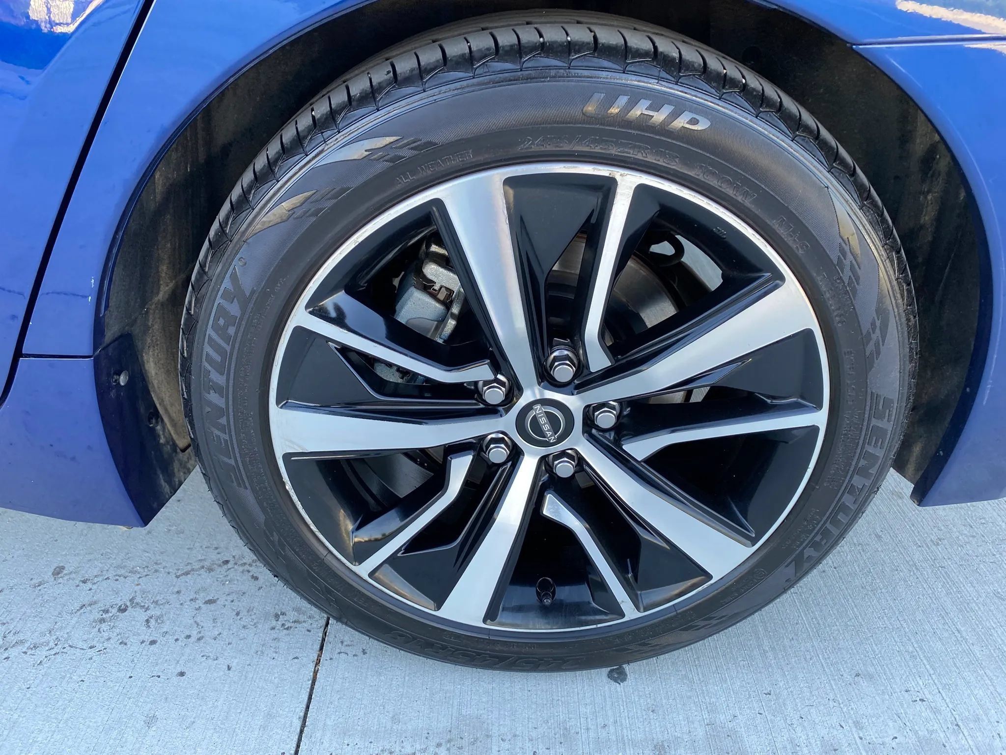 Used 2023 Nissan Maxima SV w/ Floor Mat Group FWD image 27
