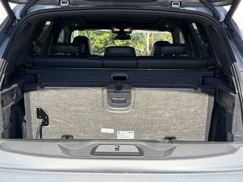 Certified 2025 BMW X5 xDrive50e image 9