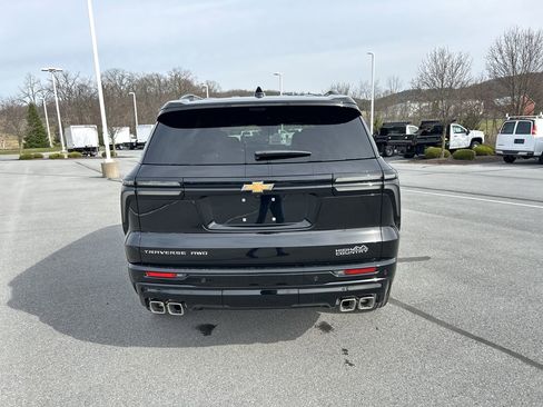 New 2026 Chevrolet Traverse High Country image 6